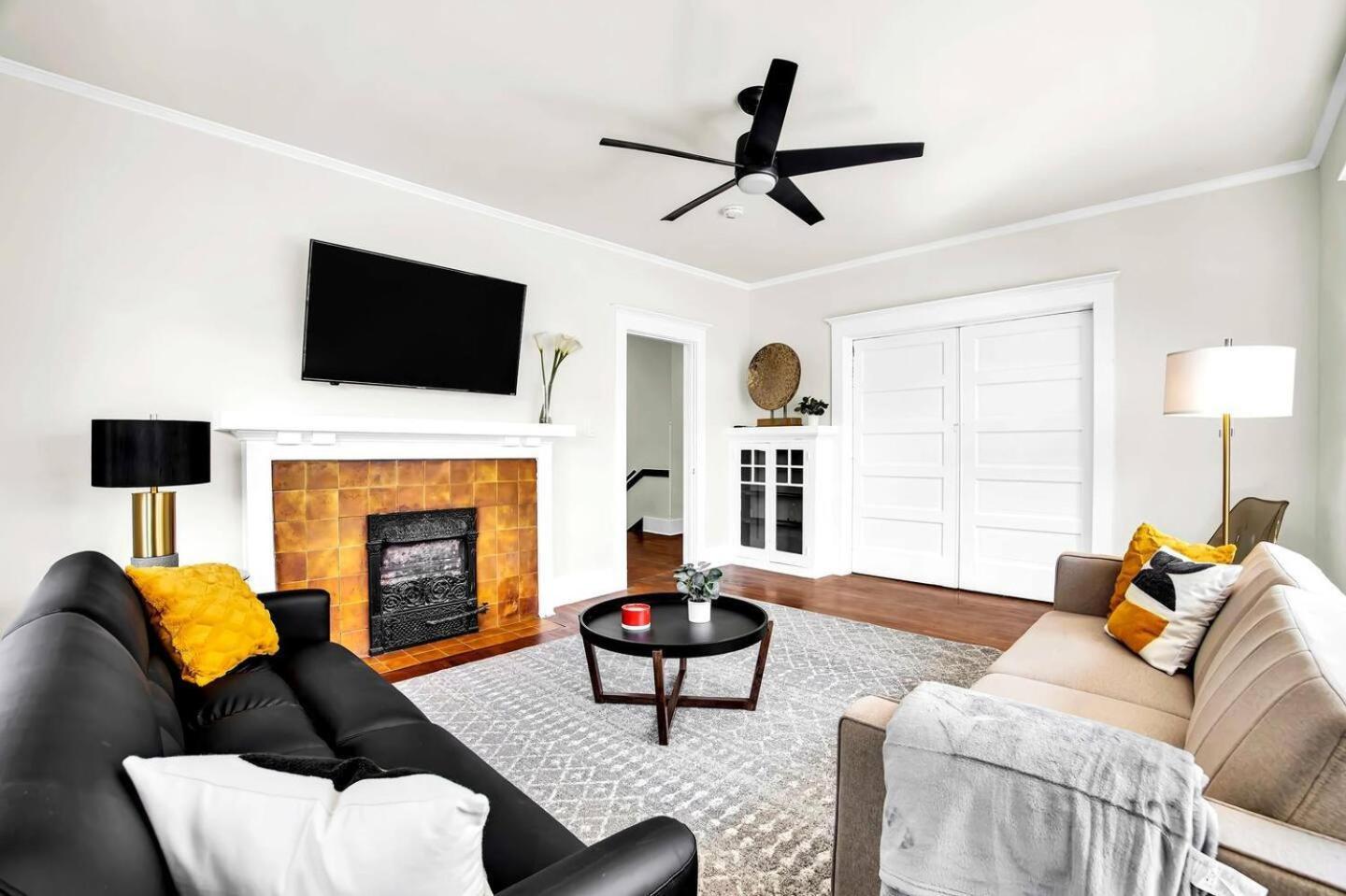 Holiday home Charming Craftsman Near Dtla *